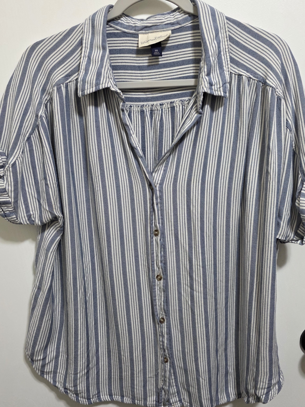 Universal Thread Blue and White Vertical Stripe Button-Down Shirt